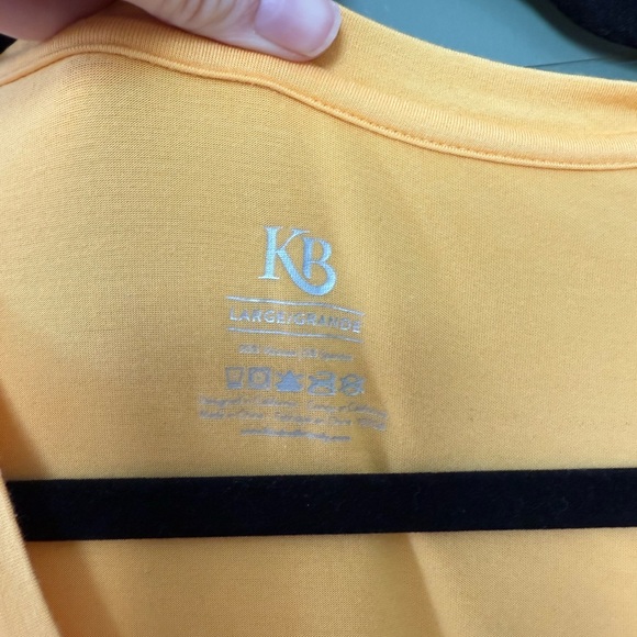 4 Kindred Bravely Nursing T-Shirts - Picture 9 of 10